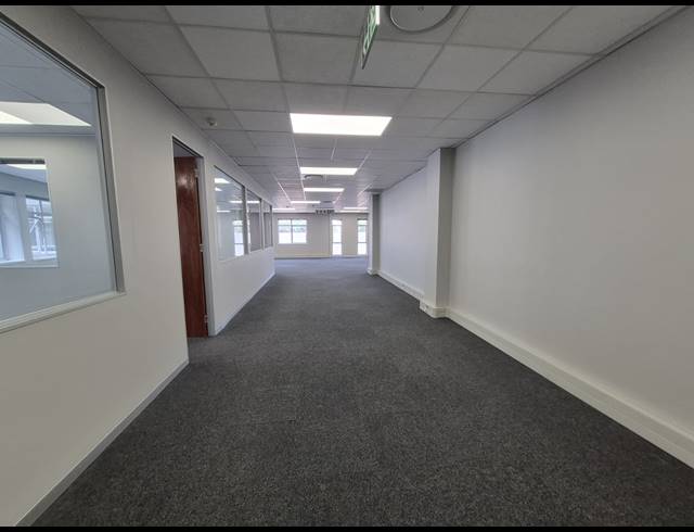 324M² OFFICE TO LET IN SANDTON CENTRAL